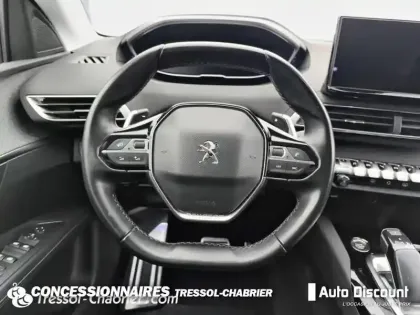 Photo 11 Peugeot 3008  Hybrid 225 e-EAT8 Roadtrip