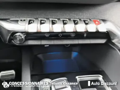 Photo 12 Peugeot 3008  Hybrid 225 e-EAT8 Roadtrip