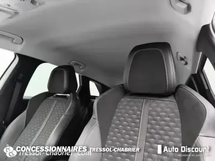 Photo 24 Peugeot 3008  Hybrid 225 e-EAT8 Roadtrip