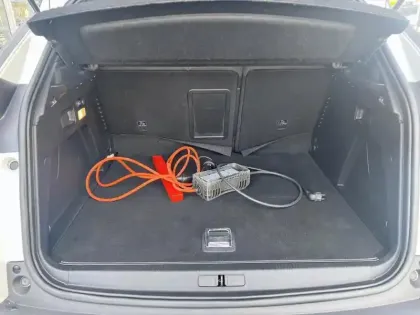 Photo 7 Peugeot 3008  Hybrid 225 e-EAT8 Allure Pack