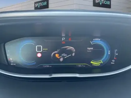 Photo 20 Peugeot 3008  Hybrid 225 e-EAT8 Allure Pack