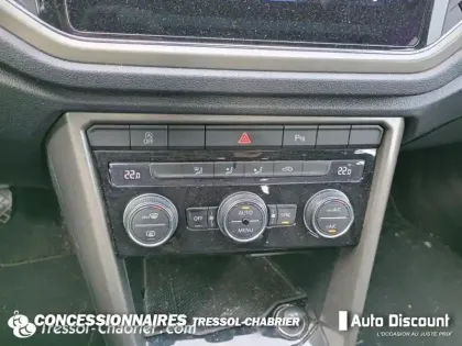 Photo 21 Volkswagen T-roc  1.0 TSI 115 Start/Stop BVM6 Lounge