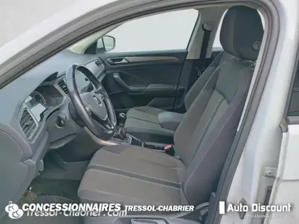 Photo 8 Volkswagen T-roc  1.0 TSI 115 Start/Stop BVM6 Lounge