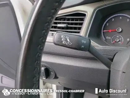 Photo 16 Volkswagen T-roc  1.0 TSI 115 Start/Stop BVM6 Lounge