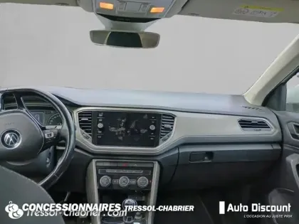 Photo 9 Volkswagen T-roc  1.0 TSI 115 Start/Stop BVM6 Lounge