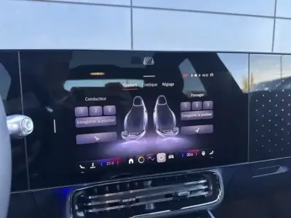 Photo 12 Mercedes CLA Coupe 250+ avec technologie EQ Limited Edition