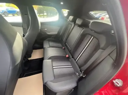 Photo 8 Ford Capri 286ch Extended Range 77kW RWD