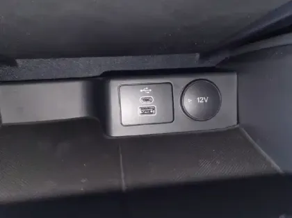 Photo 17 Ford Kuga 2.5 Duratec 190ch FHEV E85 ST-Line Business BVA