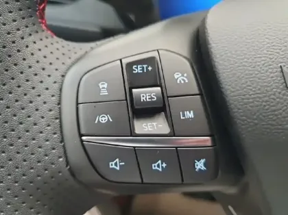 Photo 15 Ford Kuga 2.5 Duratec 190ch FHEV E85 ST-Line Business BVA