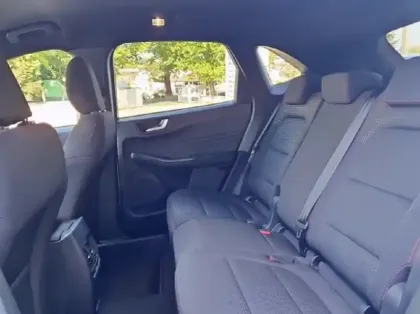 Photo 8 Ford Kuga 2.5 Duratec 190ch FHEV E85 ST-Line Business BVA