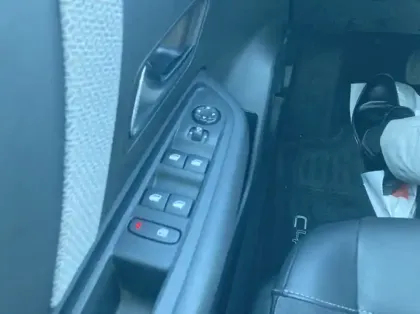 Photo 5 Citroën C4 1.2 PureTech 130ch S&amp;S MAX Automatique