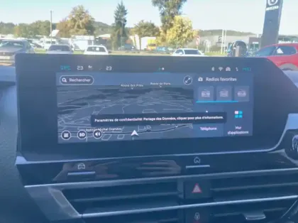 Photo 3 Citroën C4 1.2 PureTech 130ch S&amp;S MAX Automatique