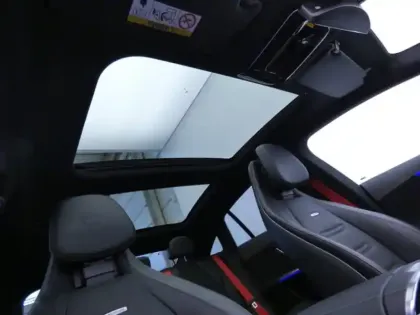 Photo 43 Mercedes Classe E Berline 53 AMG 625ch 4Matic+ Classe / 295 Mercedes-AM