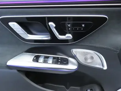 Photo 46 Mercedes Classe E Berline 53 AMG 625ch 4Matic+ Classe / 295 Mercedes-AM