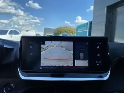 Photo 6 Peugeot 208 II Puretech 100 S&S EAT8 GT Line