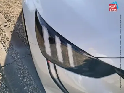 Photo 12 Peugeot 208  1.2 PureTech 100ch S/S GT Line EAT8 Camera