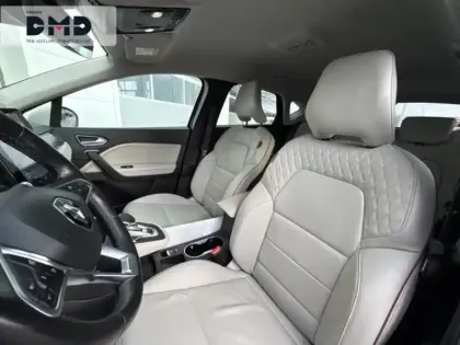 Photo 13 Renault Captur  1.6 E-Tech Plug-in 160ch Initiale Paris