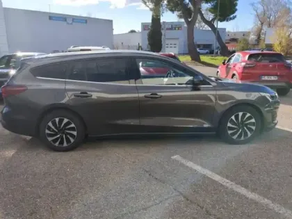 Photo 15 Ford Focus  SW 1.0 EcoBoost mHEV 125ch Titanium X Business