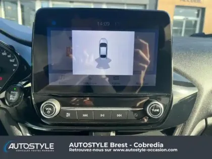 Photo 20 Ford Fiesta  1.0 EcoBoost 100ch Stop&Start Titanium 5p