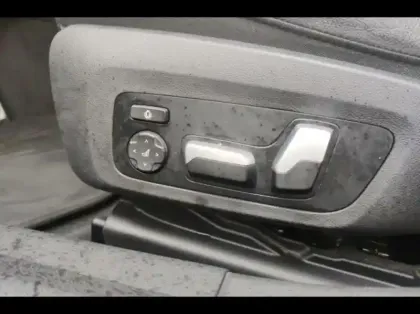 Photo 14 BMW Serie 3 Série 3 Touring 320dA xDrive 190ch M Sport