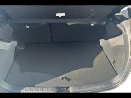 Photo 8 Toyota Yaris  Hybride 116h Design Pack MC24