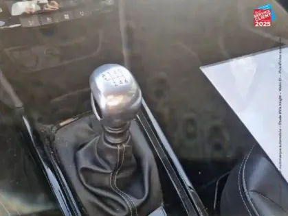 Photo 12 Peugeot 2008 Gén. I Ph2 Allure 5