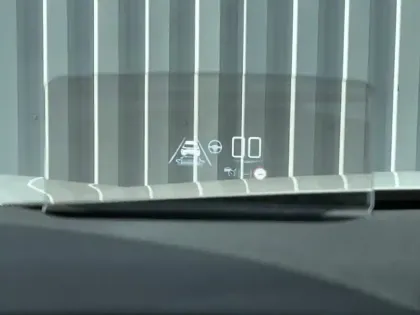 Photo 14 DS DS 3  Crossback Essence130 Grand Chic Automatique Régulateur Adaptatif HiFi Focal Caméra