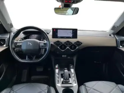 Photo 9 DS DS 3  Crossback Essence130 Grand Chic Automatique Régulateur Adaptatif HiFi Focal Caméra