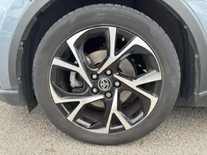Photo 23 Toyota C-HR  122h Collection 2WD E-CVT MY20