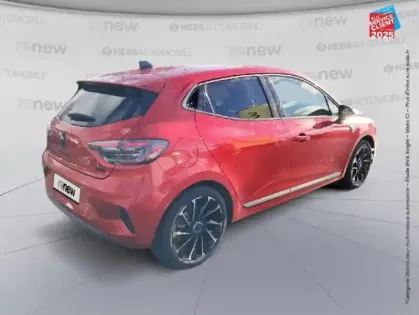 Photo 5 Renault Clio  1.6 E-Tech 145ch full hybrid esprit Alpine - 24  GPS Camera