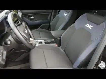 Photo 9 Dacia Duster  1.6 hybrid 140ch Journey