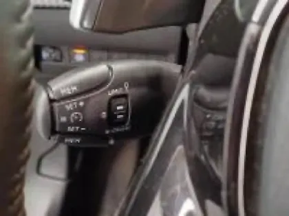 Photo 14 Peugeot 2008  1.2 PureTech 130ch S&S Active EAT8