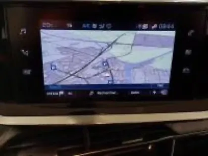 Photo 11 Peugeot 2008  1.2 PureTech 130ch S&S Active EAT8