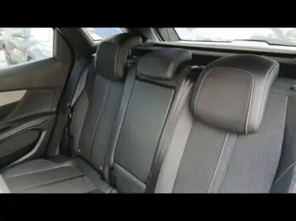 Photo 25 Peugeot 3008  1.5 BlueHDi 130ch S&S GT EAT8