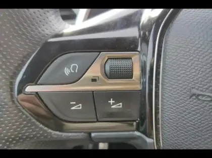 Photo 14 Peugeot 3008  1.5 BlueHDi 130ch S&S GT EAT8