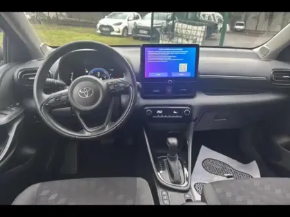 Photo 11 Toyota Yaris  116h Design Pack 5p MC24