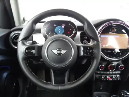 Photo 7 Mini Mini  5 Portes Cooper S 178ch Edition Camden BVA7