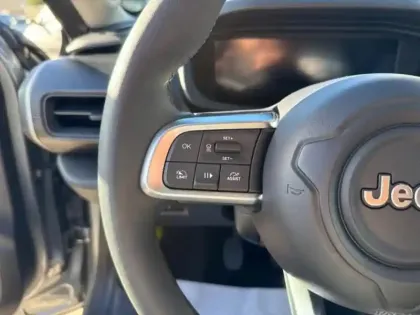 Photo 13 Jeep Avenger  1.2 Turbo T3 100ch Altitude