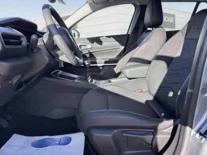 Photo 8 Jeep Avenger  1.2 Turbo T3 100ch Altitude