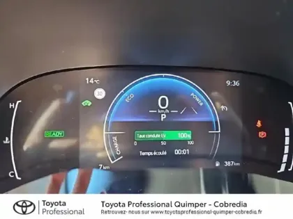 Photo 13 Toyota Yaris  116h Design 5p MY25