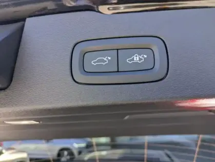 Photo 12 Volvo V60  B4 197ch Ultra Style Dark DCT 7