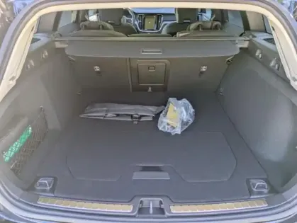 Photo 9 Volvo V60  B4 197ch Ultra Style Dark DCT 7