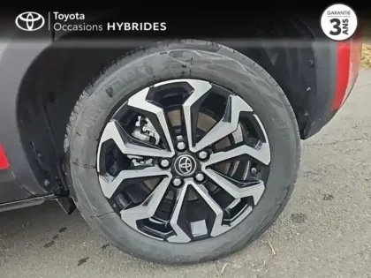 Photo 8 Toyota Yaris  Cross 116h Design Pack Cargo