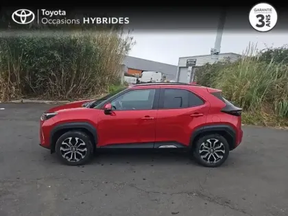 Photo 11 Toyota Yaris  Cross 116h Design Pack Cargo