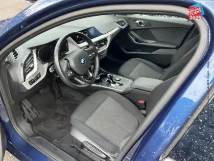 Photo 14 BMW Serie 1 Série 1 116dA 116ch Business Design DKG7 GPS Camera