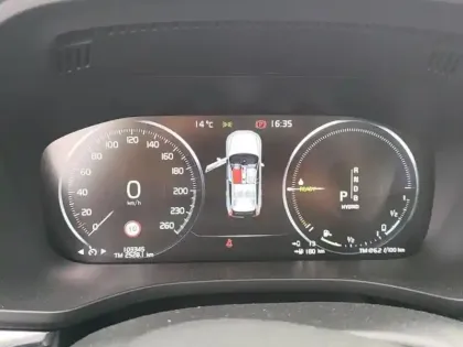 Photo 10 Volvo Xc60  T8 Twin Engine 320 + 87ch Business Geartronic