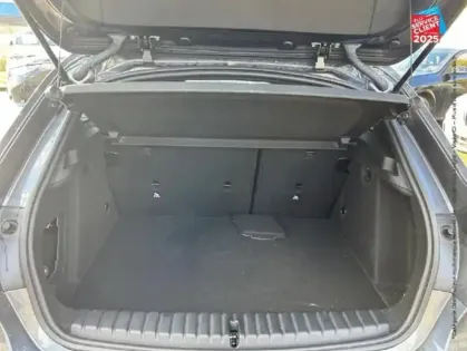 Photo 13 BMW Serie 1 Série 1 118dA 150ch Edition Sport 8cv GPS Camera