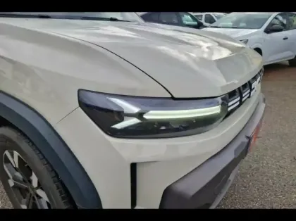 Photo 14 Dacia Duster  1.6 hybrid 140ch Extreme