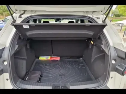 Photo 11 Dacia Duster  1.6 hybrid 140ch Extreme