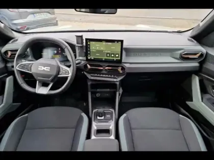 Photo 8 Dacia Duster  1.6 hybrid 140ch Extreme